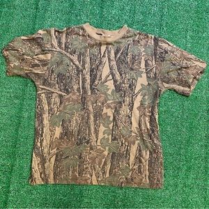 Vintage camo print tshirt
